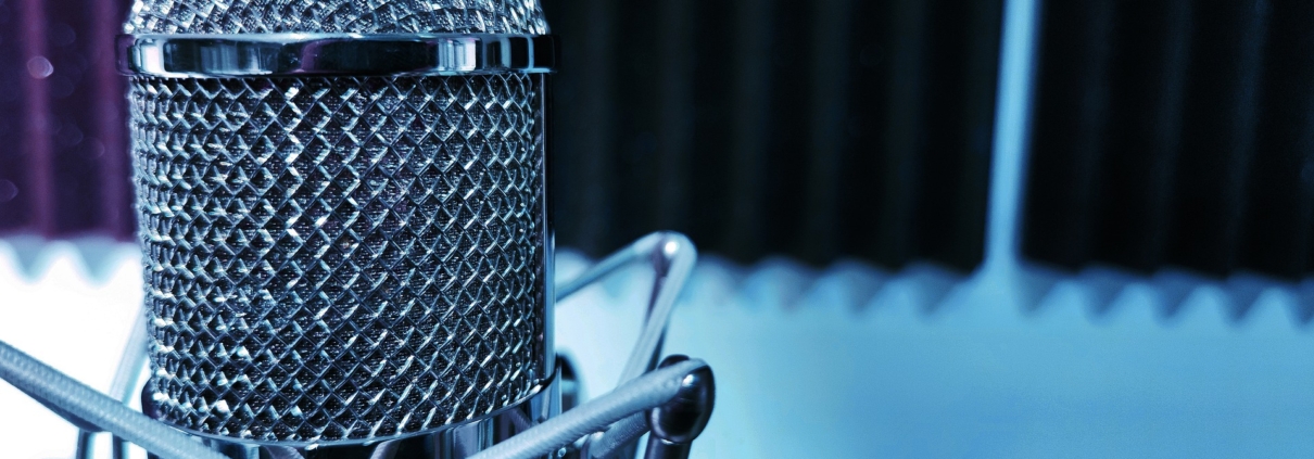 Microphone 5940390 1920